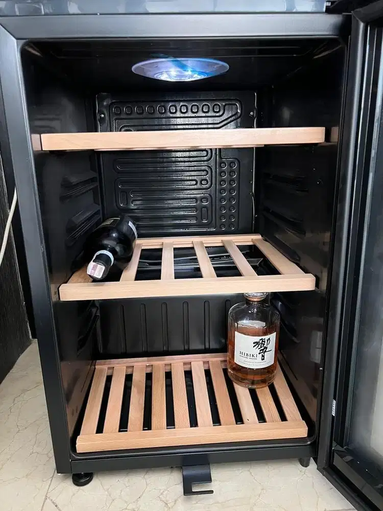WINE COOLER XW 85 FD