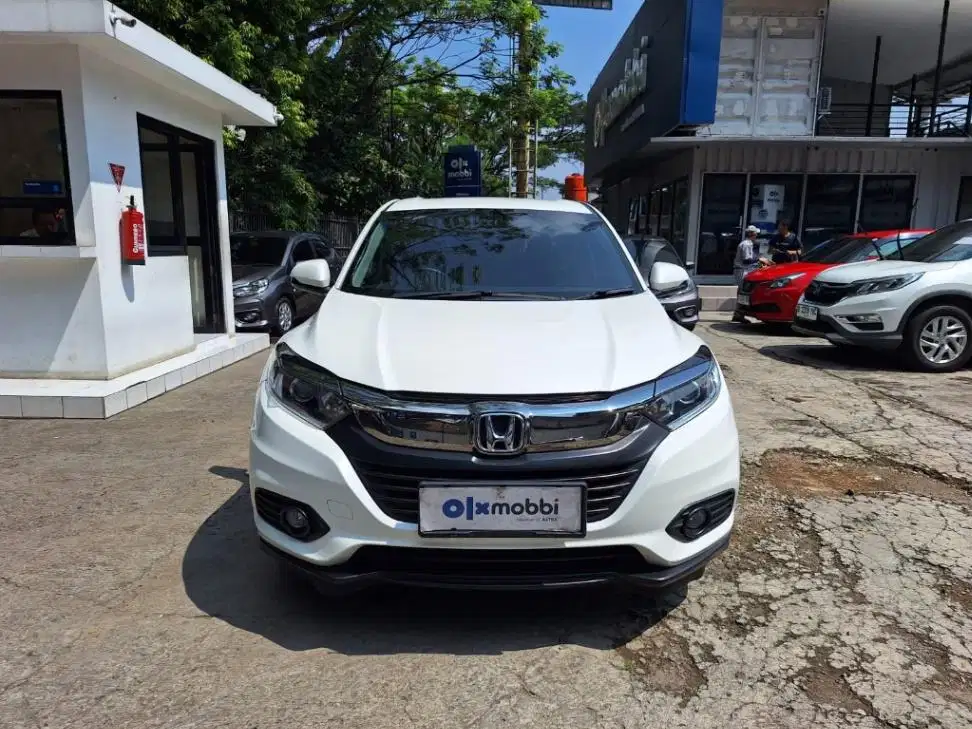 LOW DP Honda HR-V 1.5 E Bensin-AT 2019 2ME