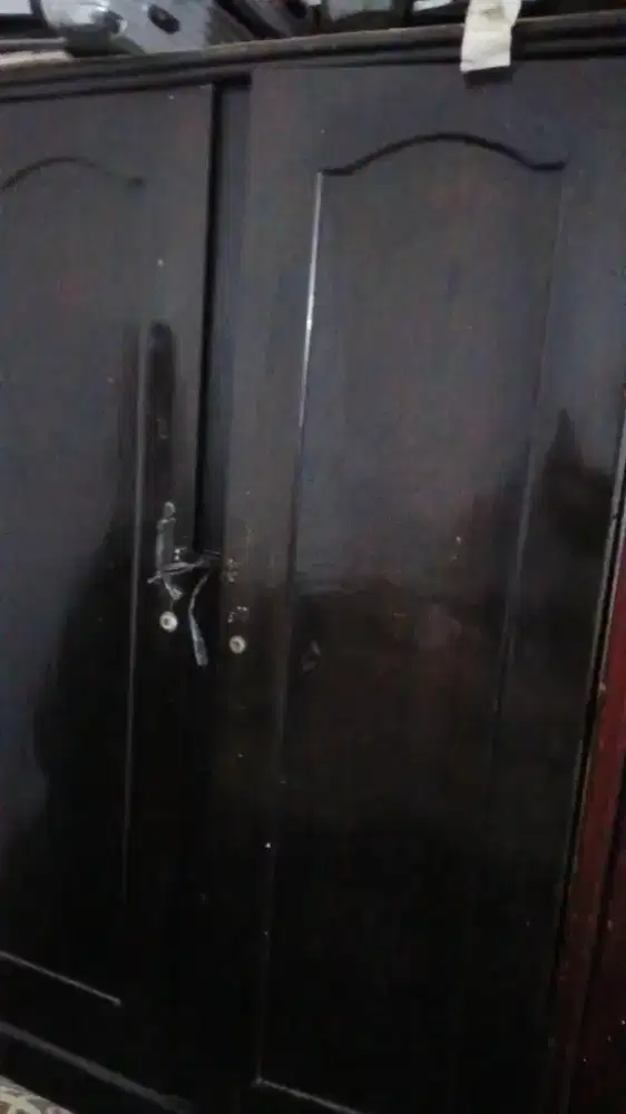 LEMARI JARI 2 PINTU