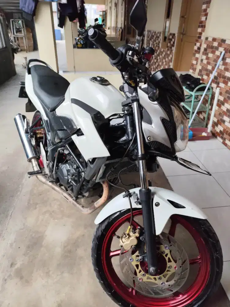 Jual Motor CB150R OLD 2014