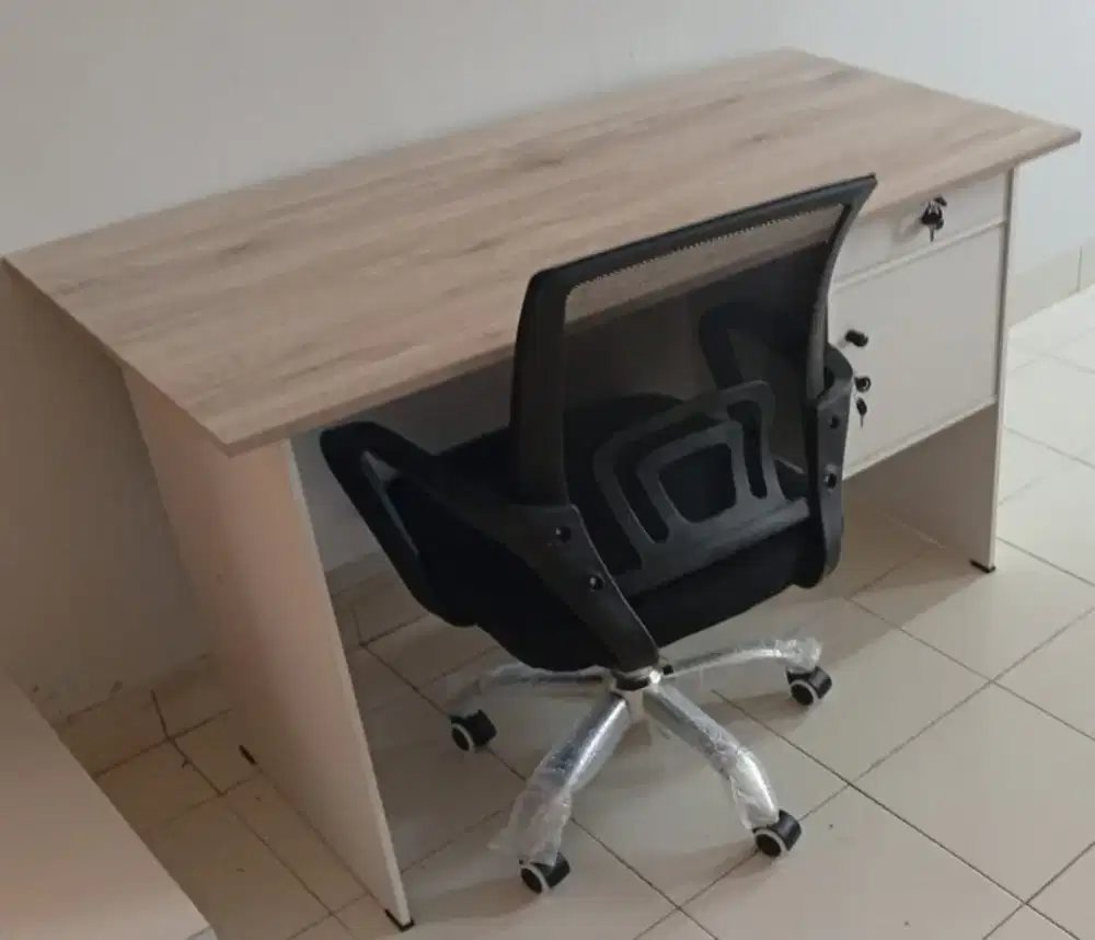 MEJA KANTOR + KURSI KANTOR FREE ONGKIR PASANG