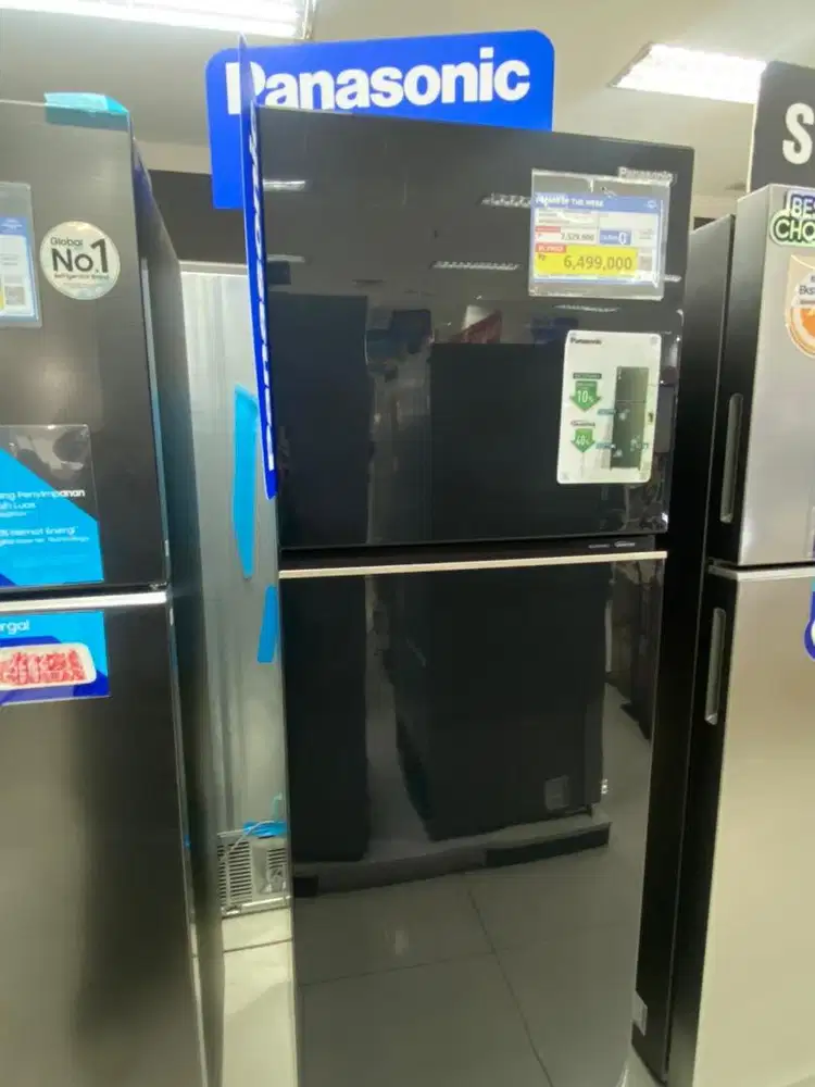 Panasonic Refrigerator 2 Door 342L Black