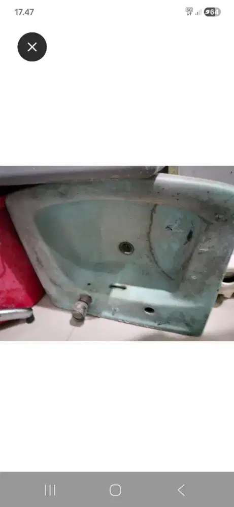 Wastafel jadul merk toto