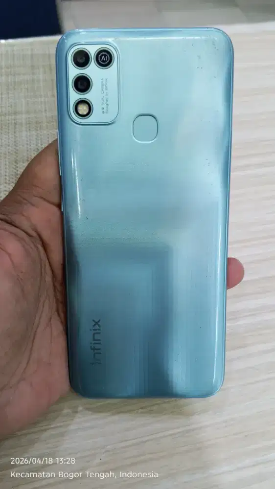 Infinix Hot 10 Play 4/64 komplit