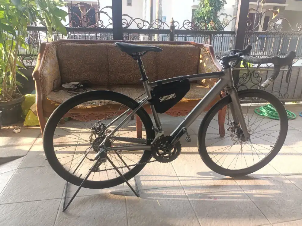 Dijual Cepat Sepeda Balap Exotic (Nego tipis)