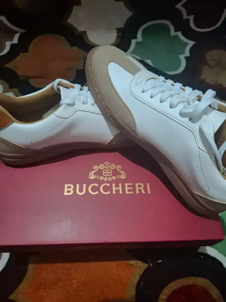 Sepatu Buccheri Laurent Sneakers No.42