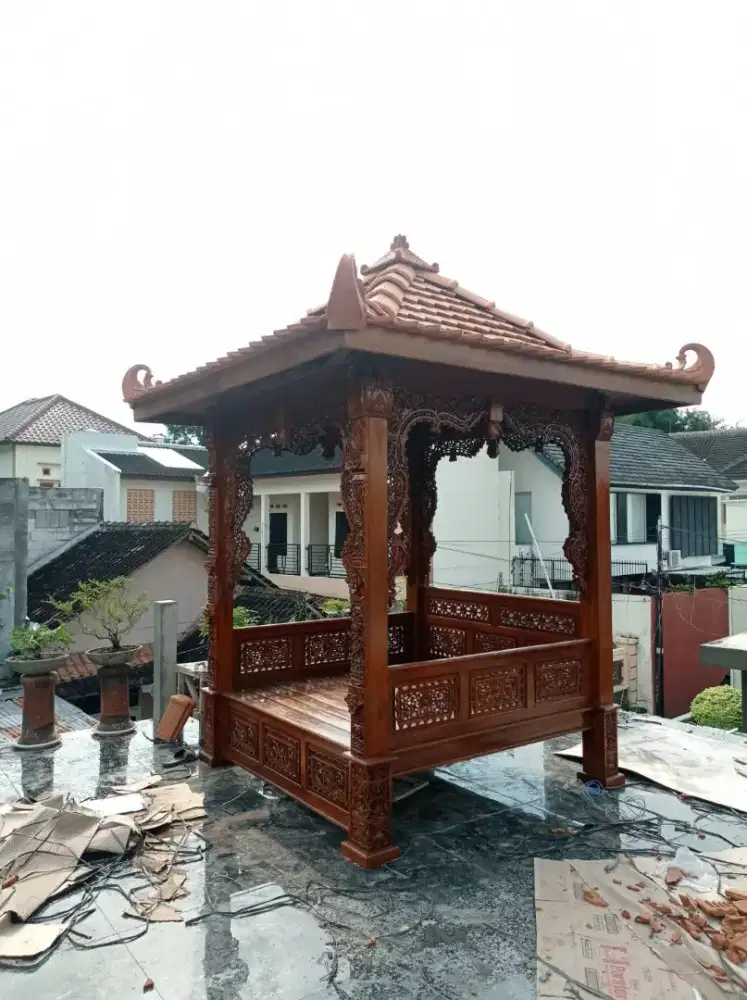 Gazebo kayu jati ukuran 2*2 motif ukiran 3dimensi