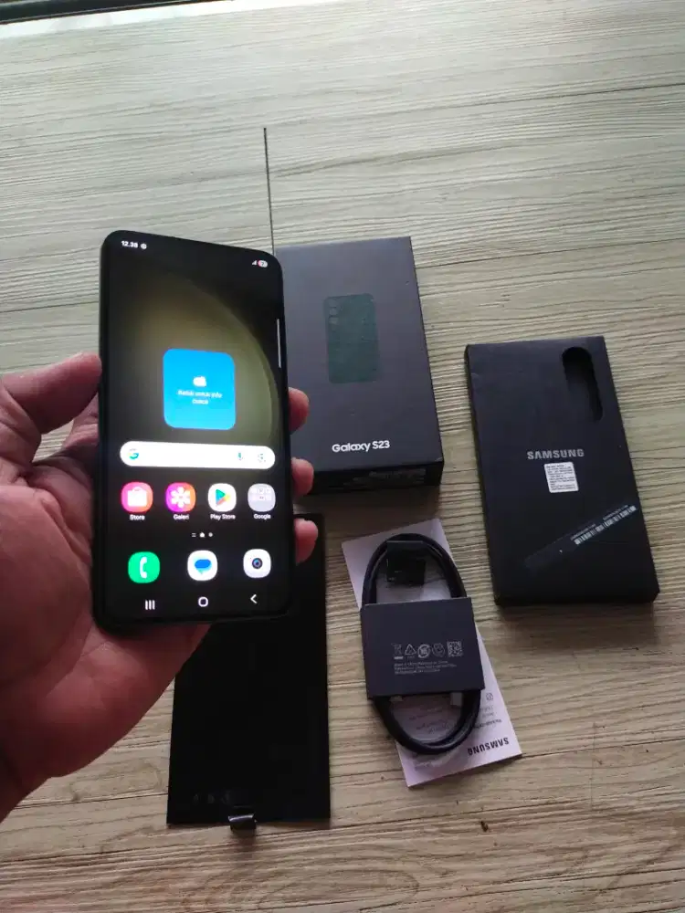 Samsung S23 8/256 sein fullset ori bisa tt handphone