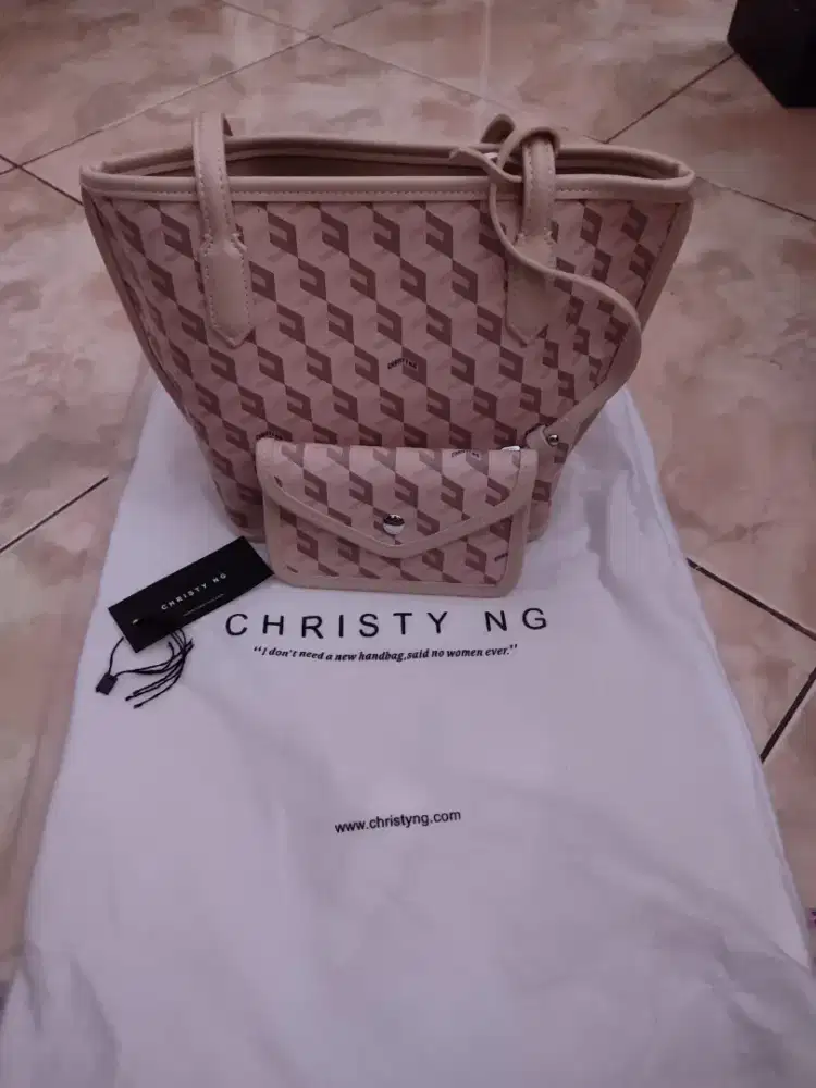 Christy NG , Mini Russo