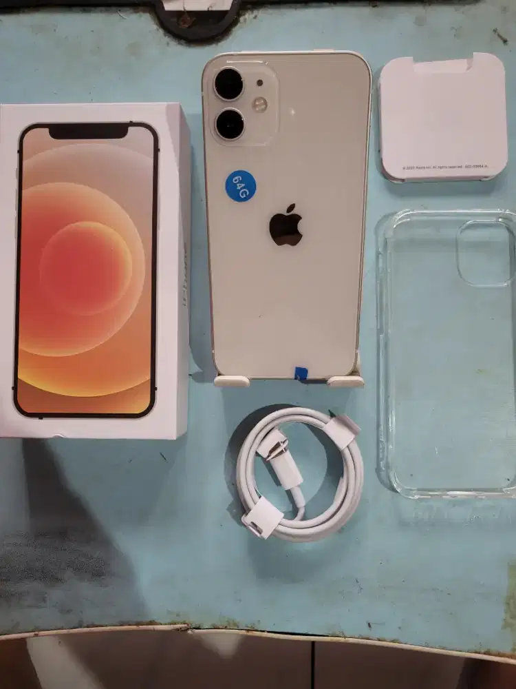 iPhone 12 128Gb White Inter Fullset All Operator