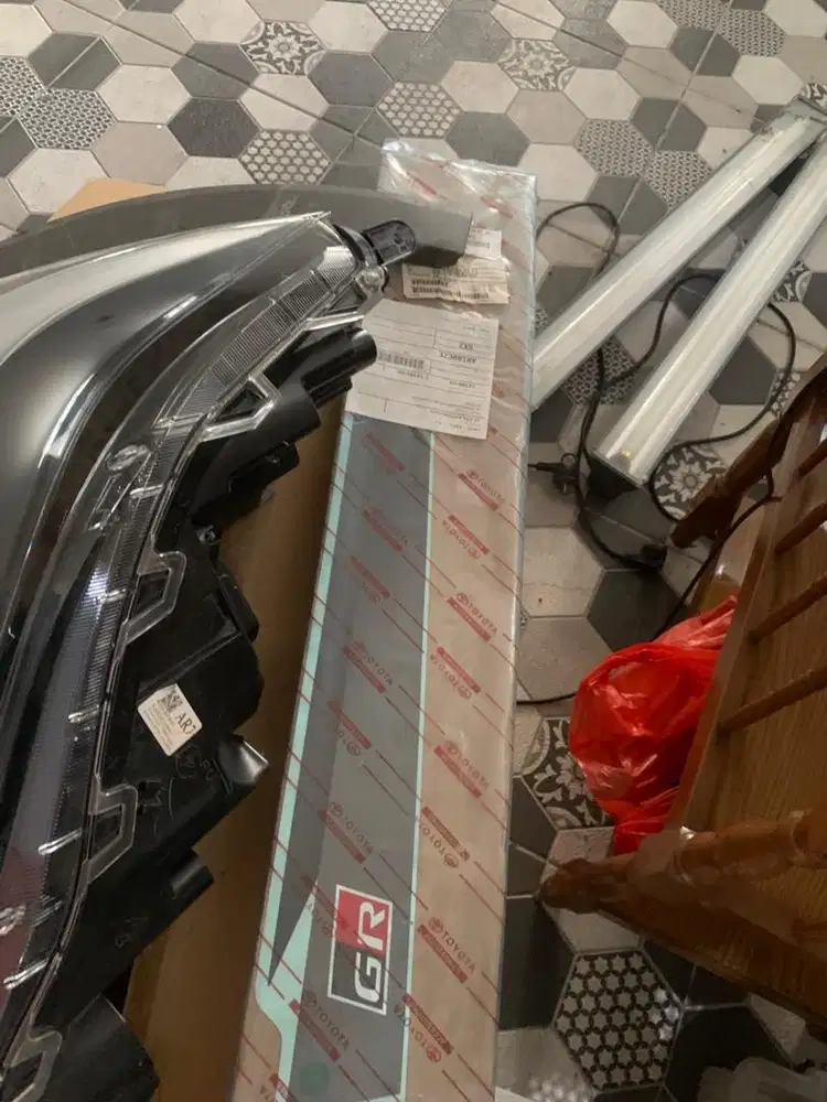 Lampu depan raize 2022 tss