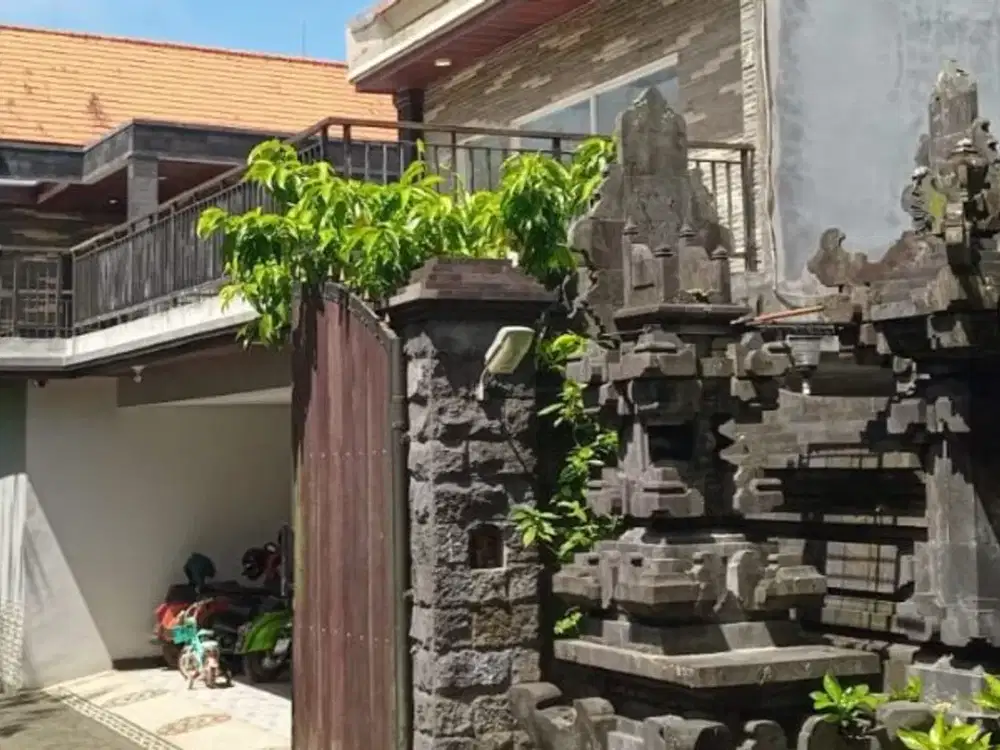 VILLA LUAS DI MERAK ULUWATU PECATU BADUNG