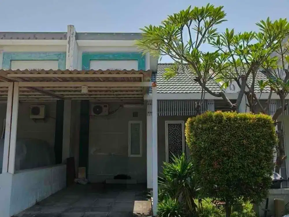 murah 950 juta‼️Sukolilo Dian Regency 2
Row Jalan Lebar dan sudah furnish