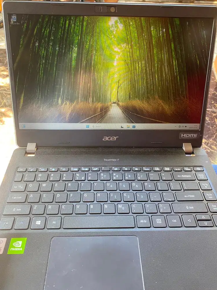 Laptop Acer TravelMate P214-52G