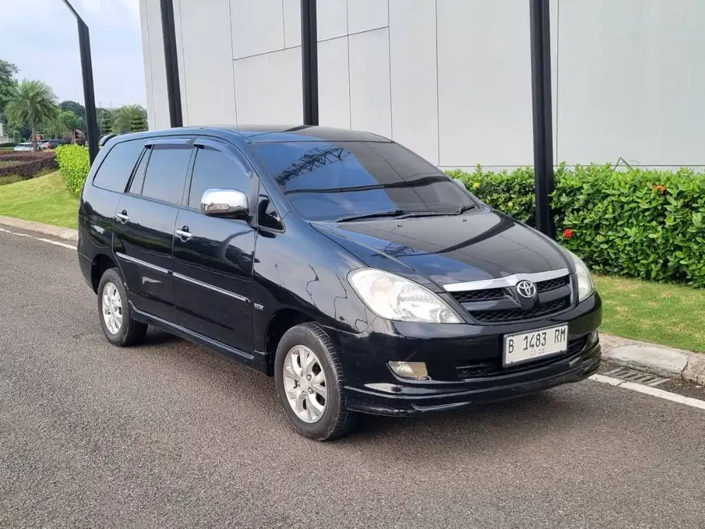 Innova V AT Bensin 2008