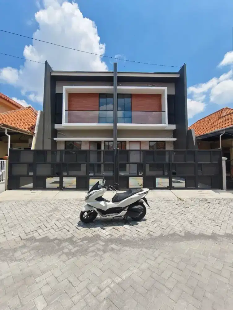 Rumah Baru Gress Klampis Surabaya