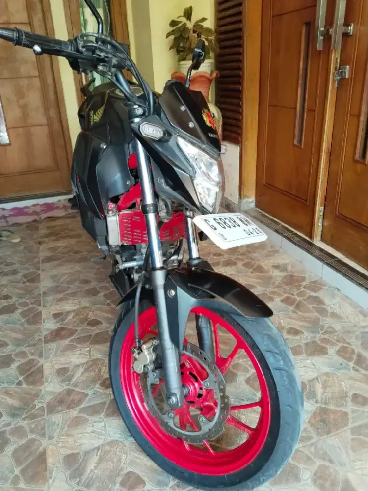 Jual Honda CB150R Pekalongan