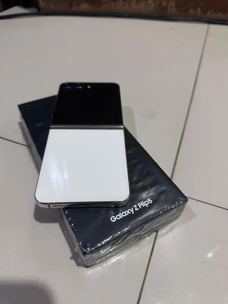 samsung galaxy z flip5 256gb sein indo fullset ori
