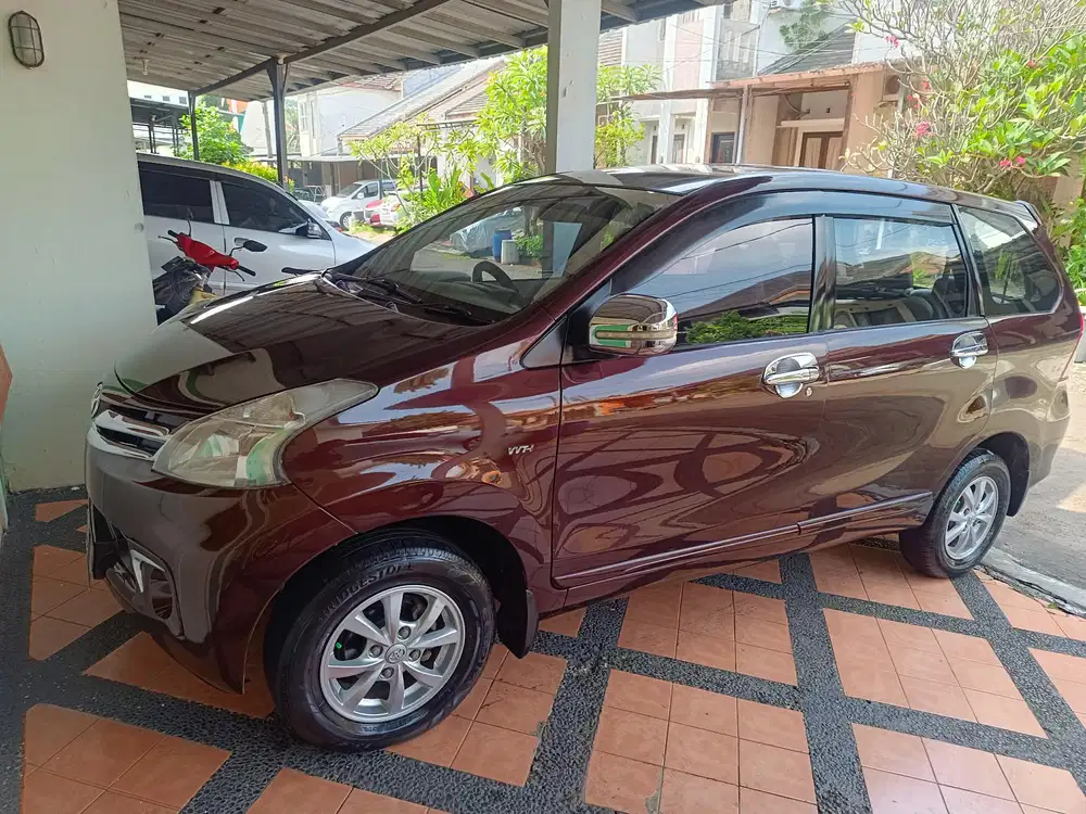 Toyota Avanza 2012 Bensin