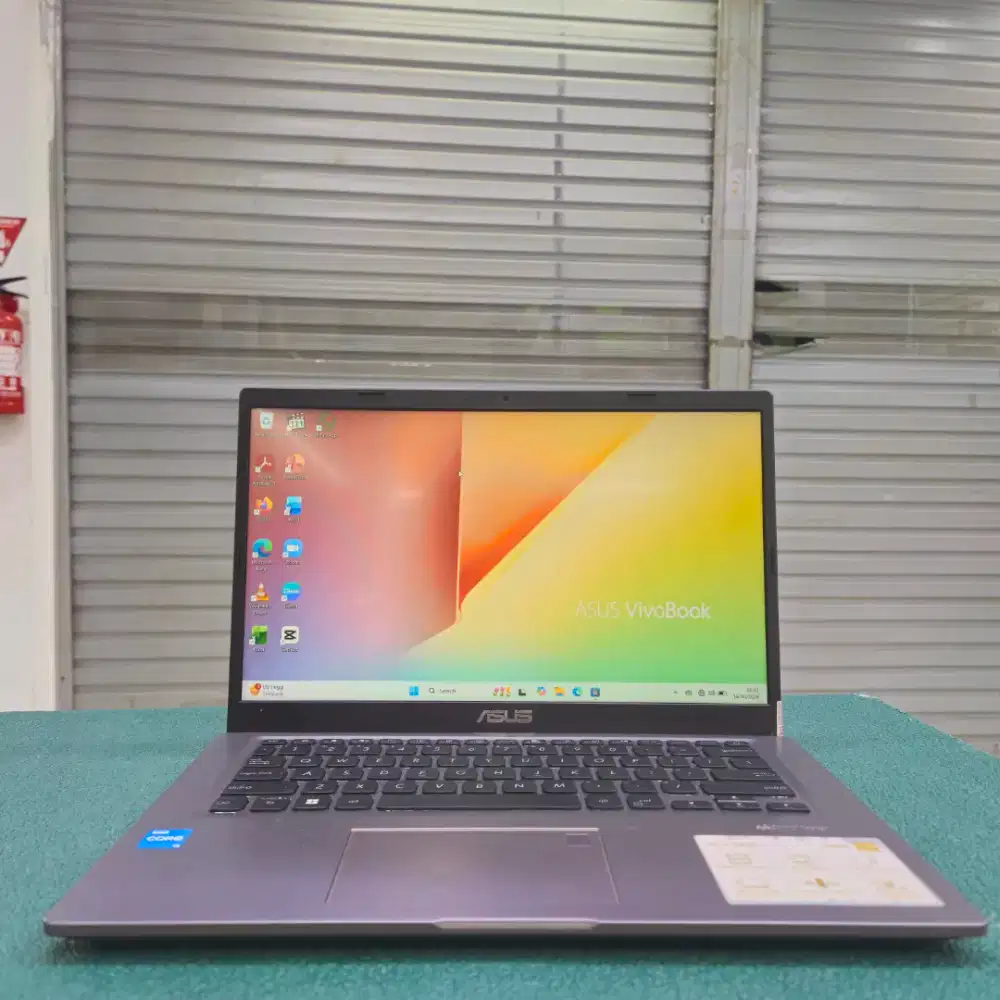 Asus VivoBook F415EA i3 8GB SSD 512GB 14” Murah