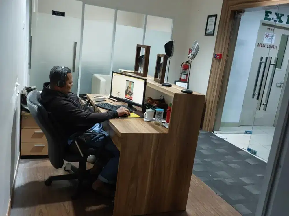 Office space strategis dan rapih