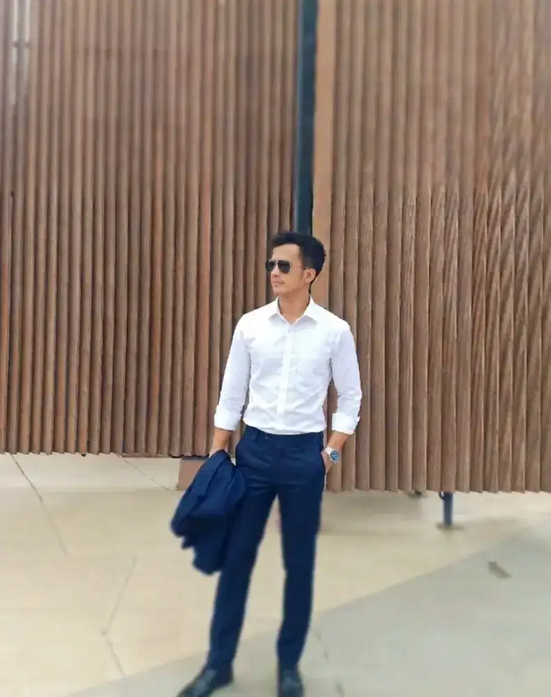 Mencari Lowongan Pekerjaan & Jasa Suruh