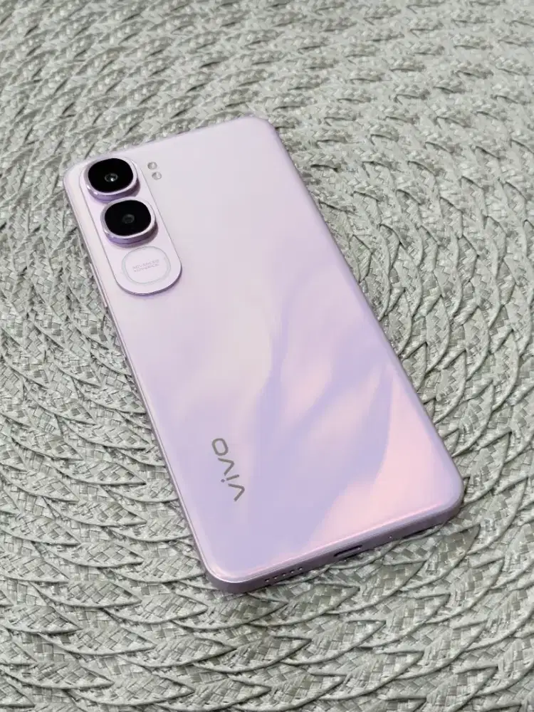 Vivo y21d 8/128 gb