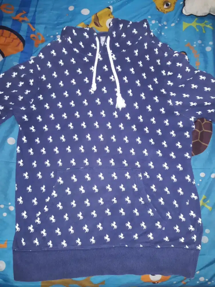 Sweater Baru Size L