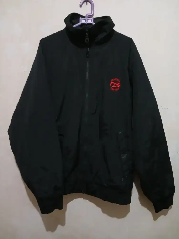 Jaket workout outdoor