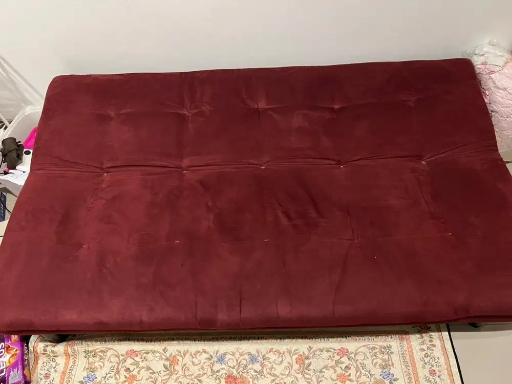 Jual Cepat Sofa Bed Ukuran 180 cm Informa Warna Merah Kondisi Bagus