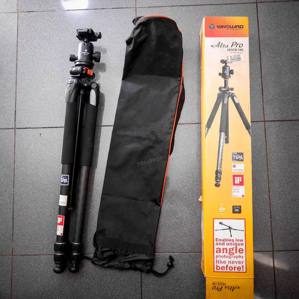 Vanguard Alta Pro 283 CB 100 Carbon tripod. Used.  Fullset Mulus