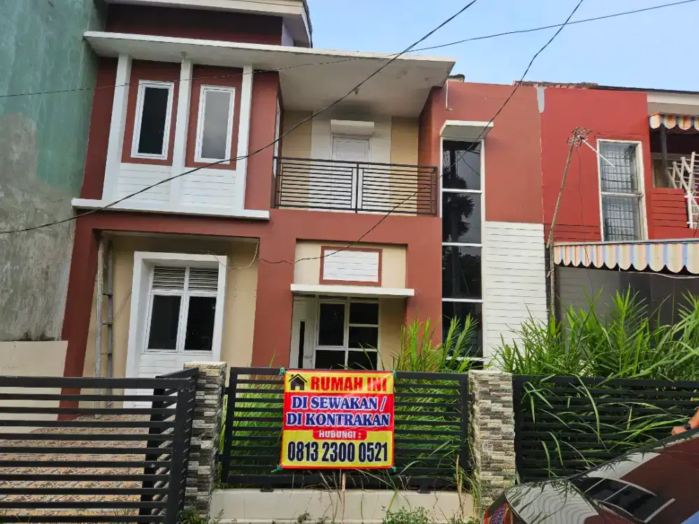 Di kontrakan rumah 2 lantai lokasi strategis