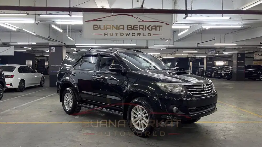 (Km 157rb) Fortuner VNT Diesel AT 2014