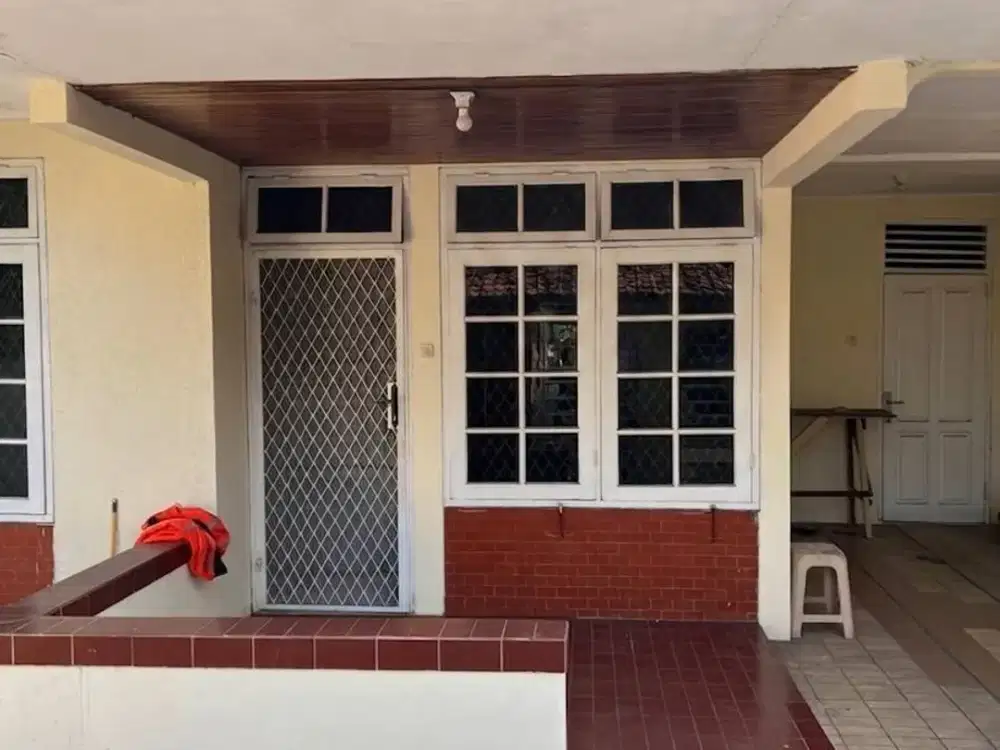 Rumah Tua Dekat Mall Kelapa Gading 8 x 20