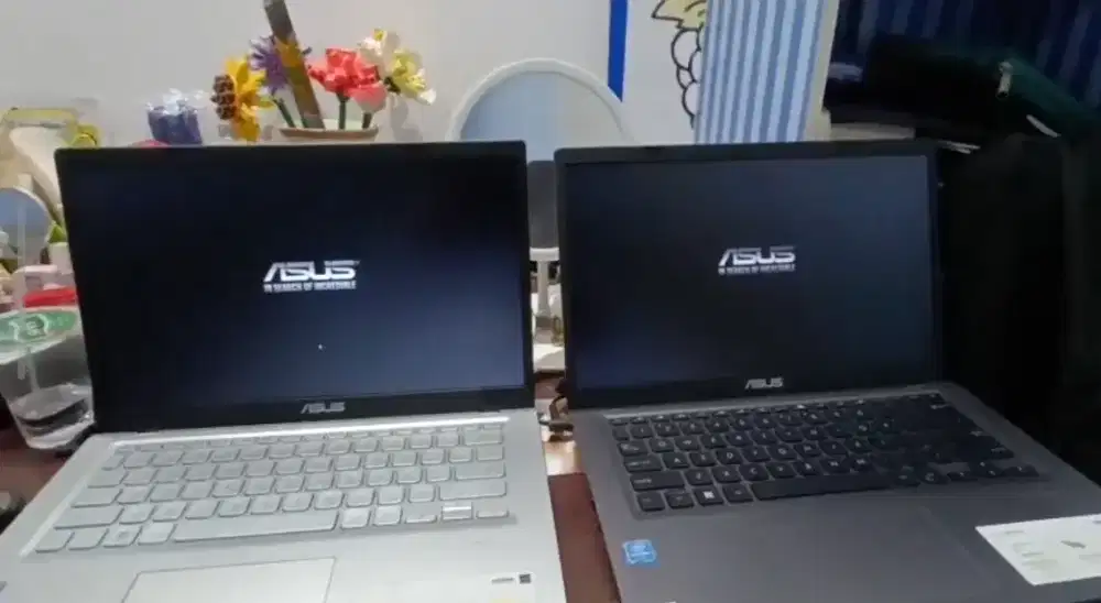 Jual laptop asus silver dan grey