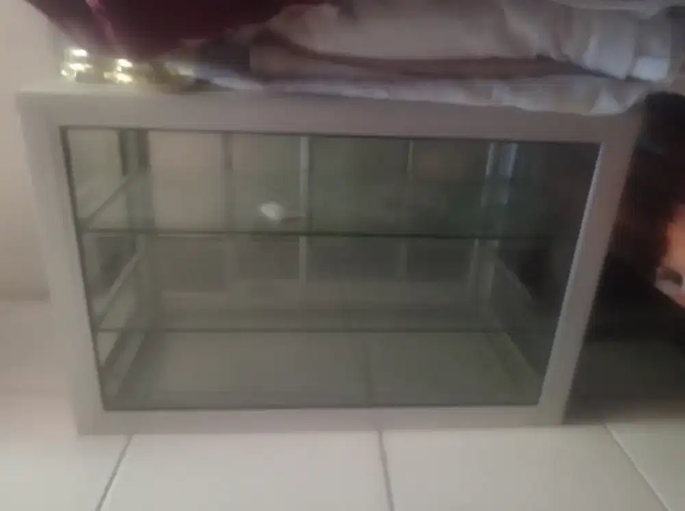 Etalase kaca 50x25x30cm