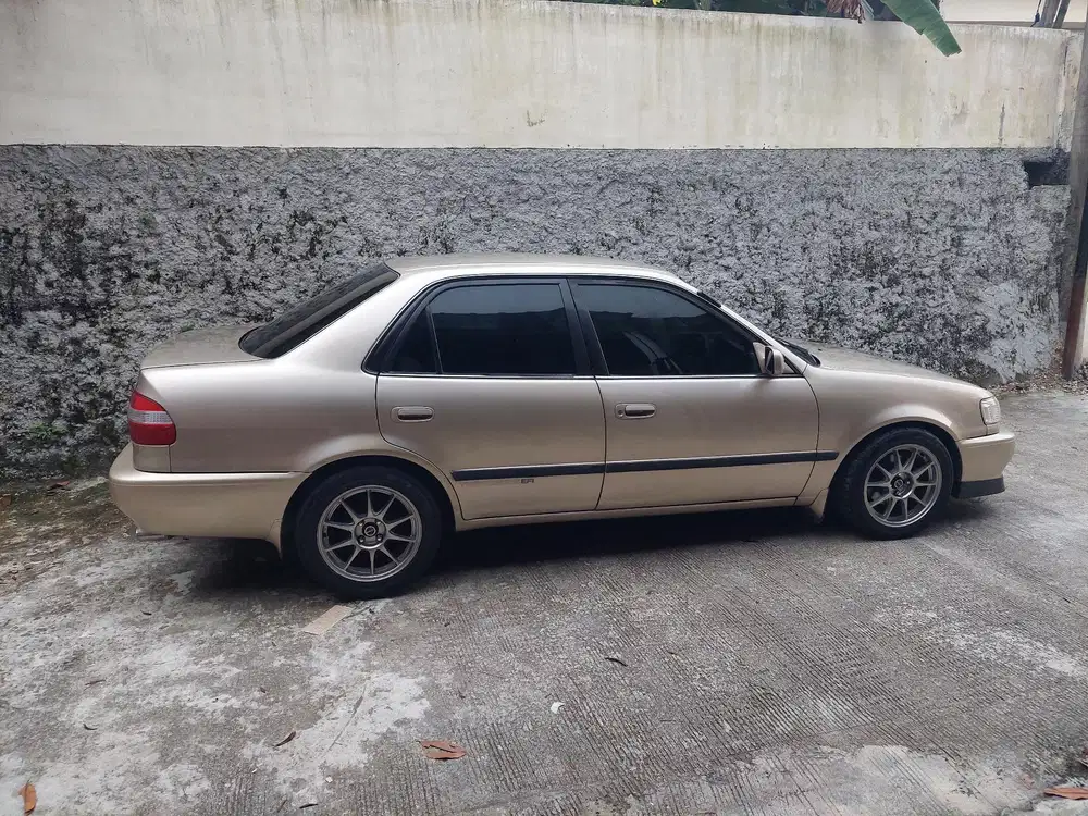 Toyota Corolla 1999 Bensin