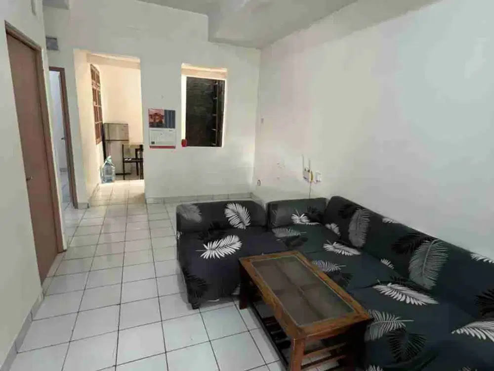 Disewakan Termurah Rumah BARU RENOVASI di Graha Raya