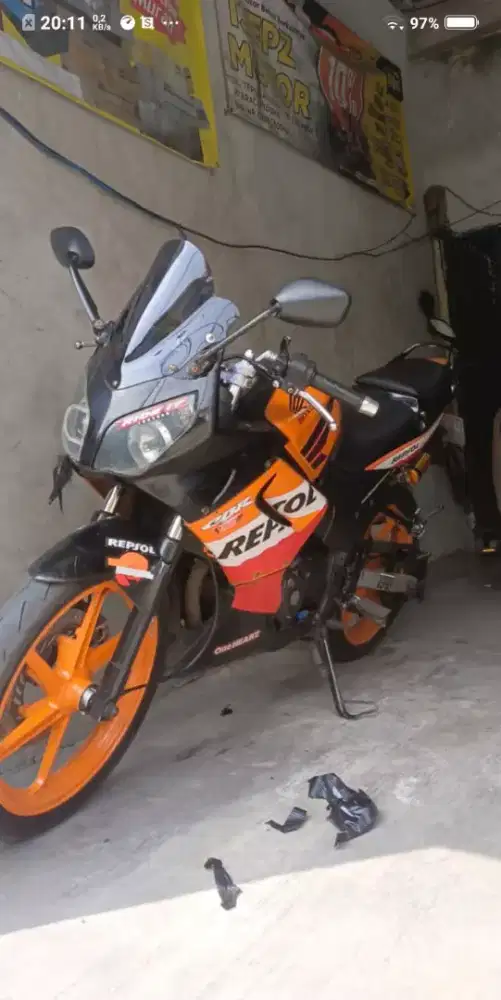 honda cbr 150 taun 2004