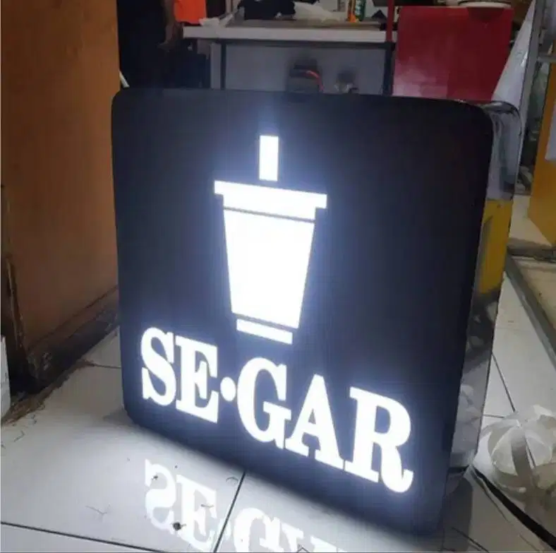 Reklame Advertising Neon Box Papan Nama Huruf Timbul Standing Banner