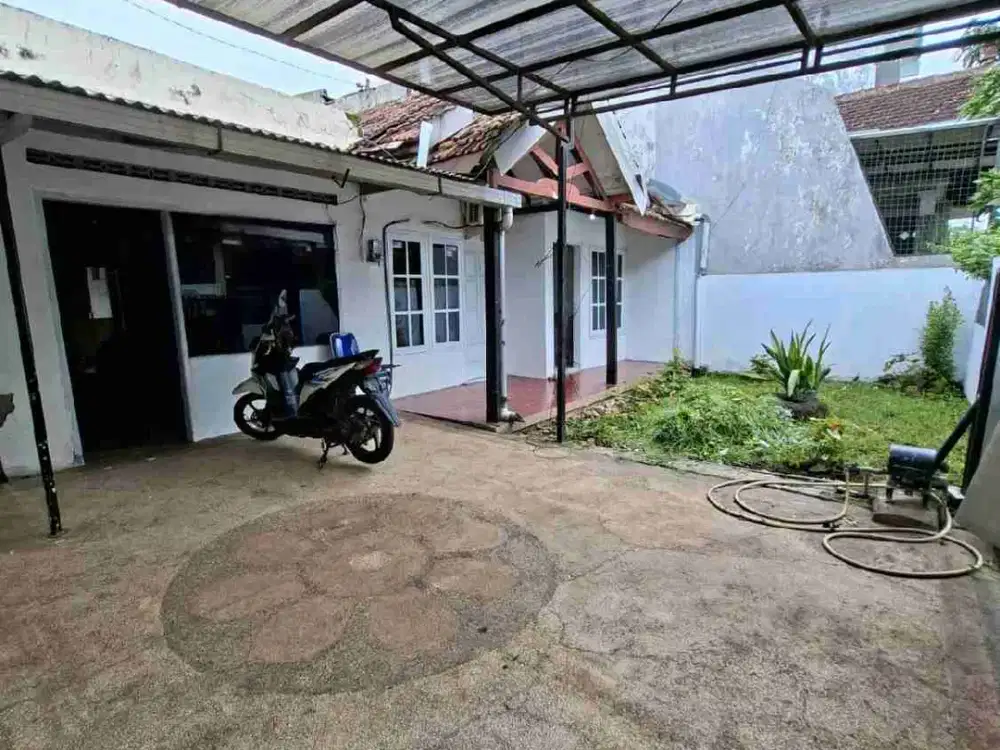 RUMAH TELUK GRAJAKAN BLIMBING MALANG