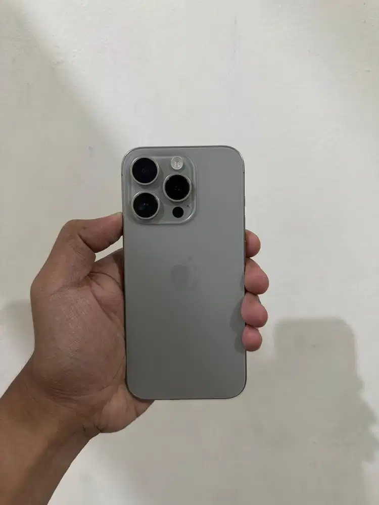 iPhone 15 Pro 128gb Natural Titanium Like New