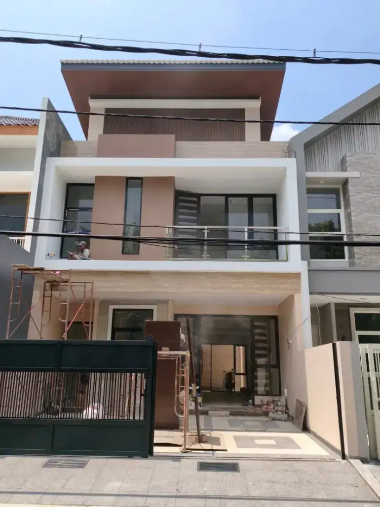 Rumah Cantik Manyar Surabaya