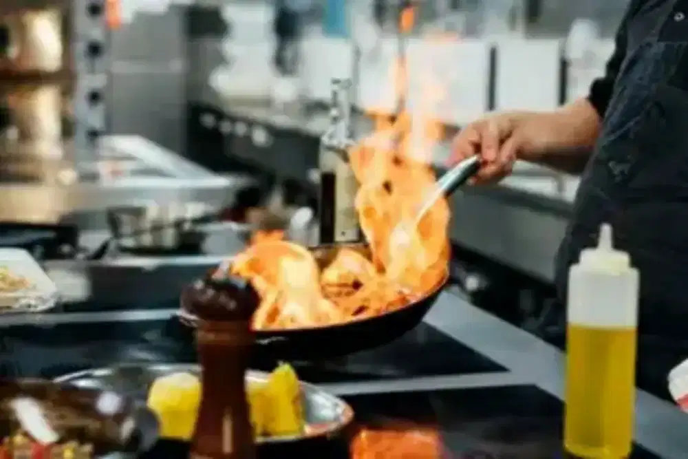 Lowongan Kerja Tukang Masak Untuk Kedai ( Koki )