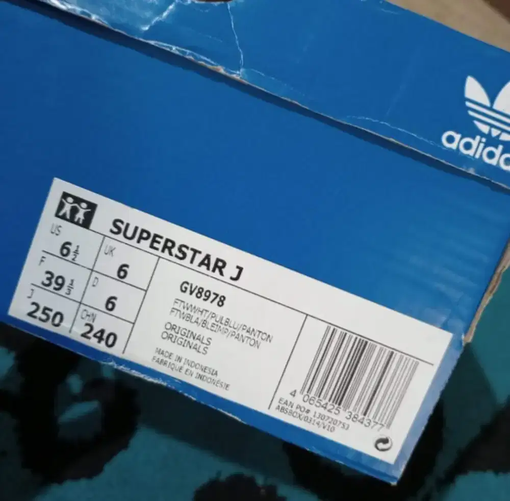 Sepatu adidas J origilan kondisi 90%