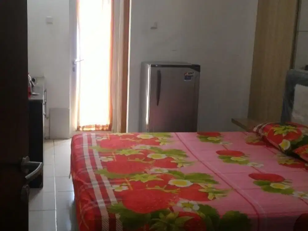 DIJUAL APARTEMEN GUNAWANGSA MANYAR TOWER B LANTAI 21 FURNISHED