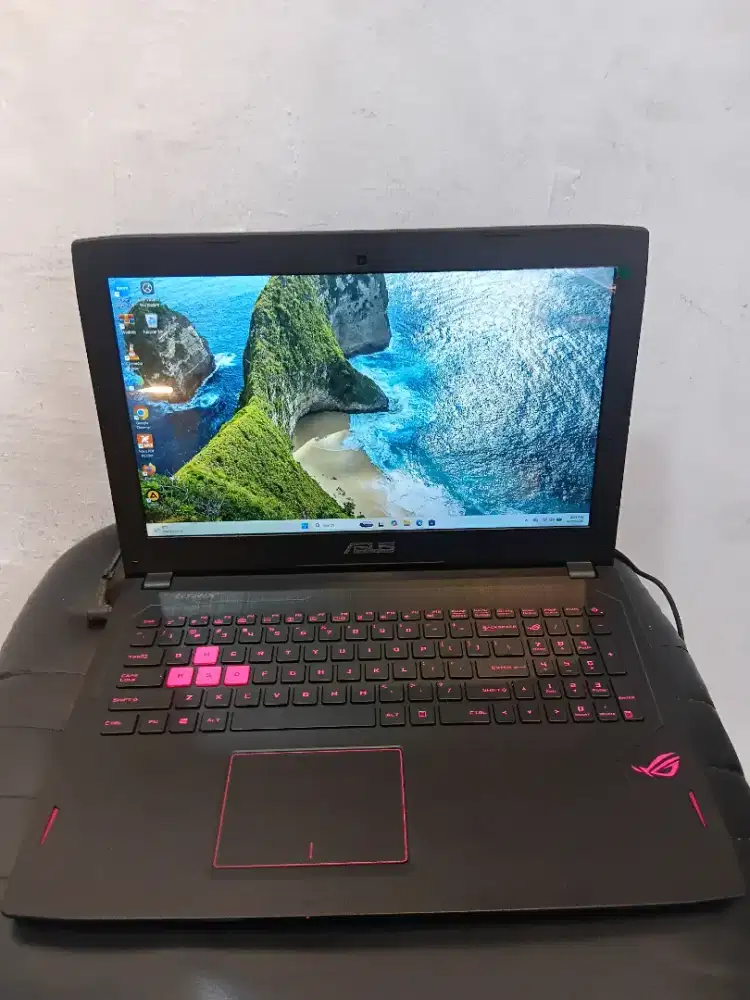 Laptop Gaming Asus ROG Strix GL502V Core i7 Gen 6 RAM 16GB SSD 256GB