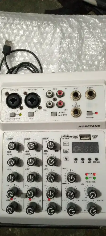 Mixer morefand 4 channel