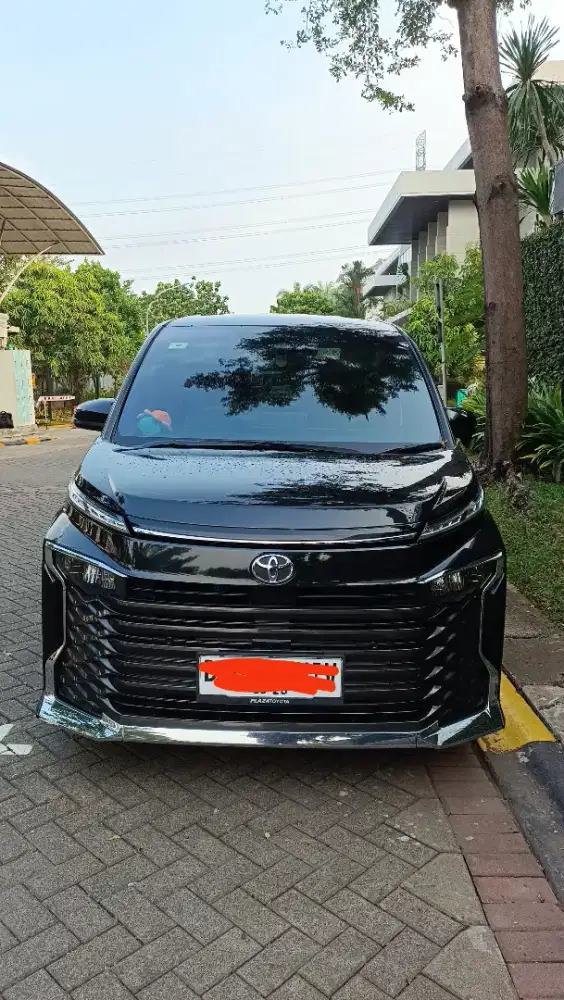 Toyota voxy THN 2023