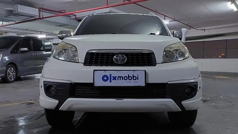 TDP 7,JT, Toyota Rush 1.5 S Bensin-AT Putih 2014